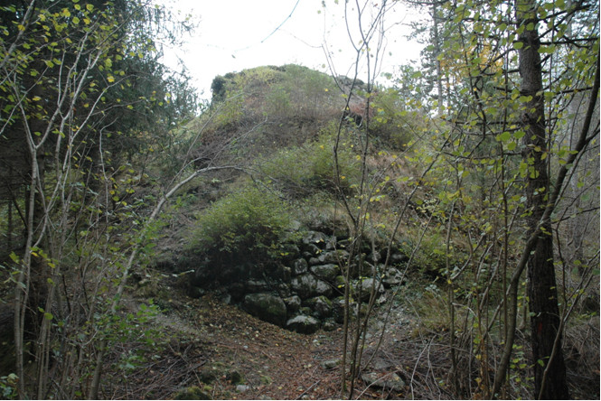Bastia in località Bes-Dos del Cingol (BASTIA) - STORO (TN) 