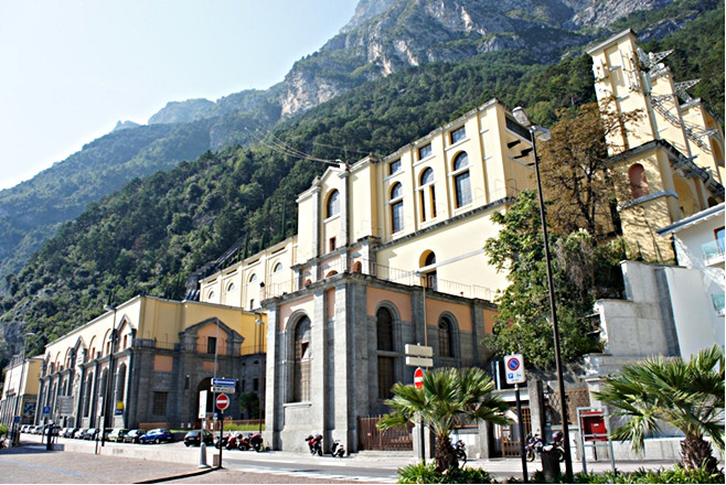 Complesso Centrale Idroelettrica del Ponale (prospetti e pertinenze esterne) (CENTRALE IDROELETTRICA) - RIVA DEL GARDA (TN) 
