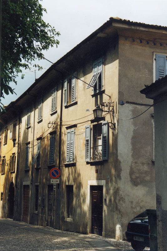 Affreschi e facciata Sud-Est della Casa p.ed. 359 CC. Ala (CASA CON PITTURA AD AFFRESCO) - ALA (TN) 