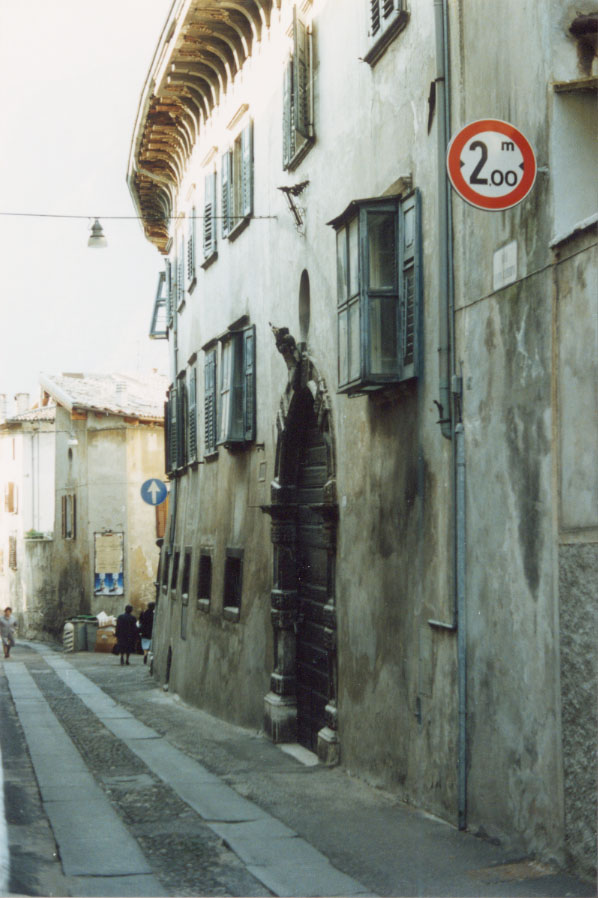 Palazzo in via S. Caterina, 1 (PALAZZO) - ALA (TN) 