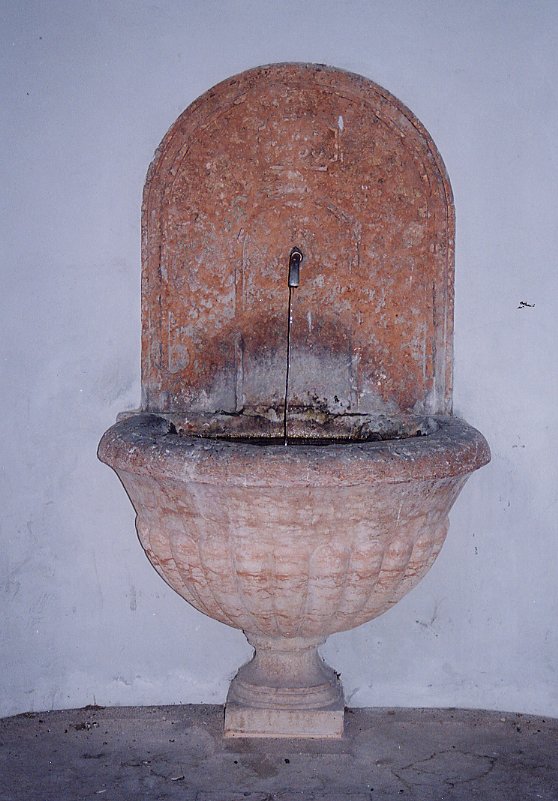 Fontana in Via Torre p.f. 2690 CC. Ala (FONTANA) - ALA (TN) 