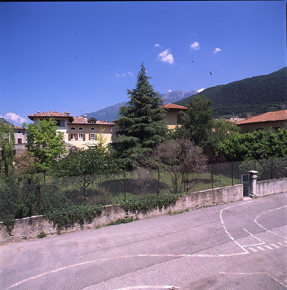 Pertinenza dell'ex Convitto Silvio Pellico (SCUOLA) - ALA (TN) 