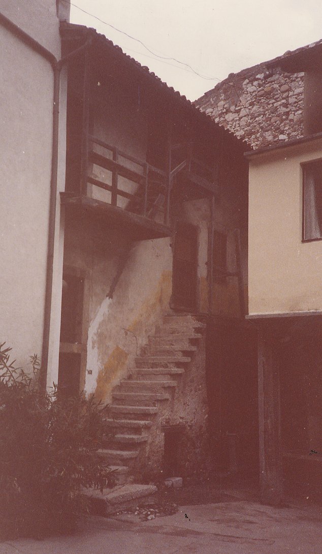 Casa p.ed. 2 CC. Pilcante (CASA) - ALA (TN) 