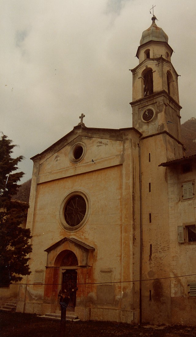 Chiesa di S. Lorenzo Martire (CHIESA) - ALA (TN) 