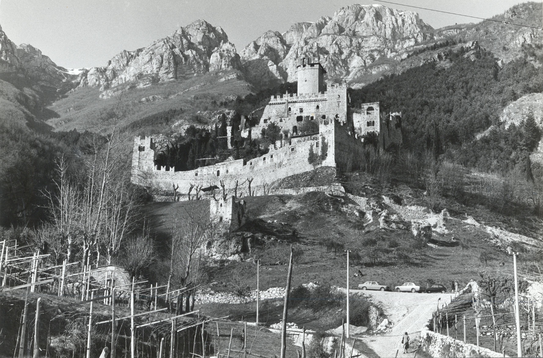 Castello di Sabbionara e Casa delle Guardie (CASTELLO) - AVIO (TN) 