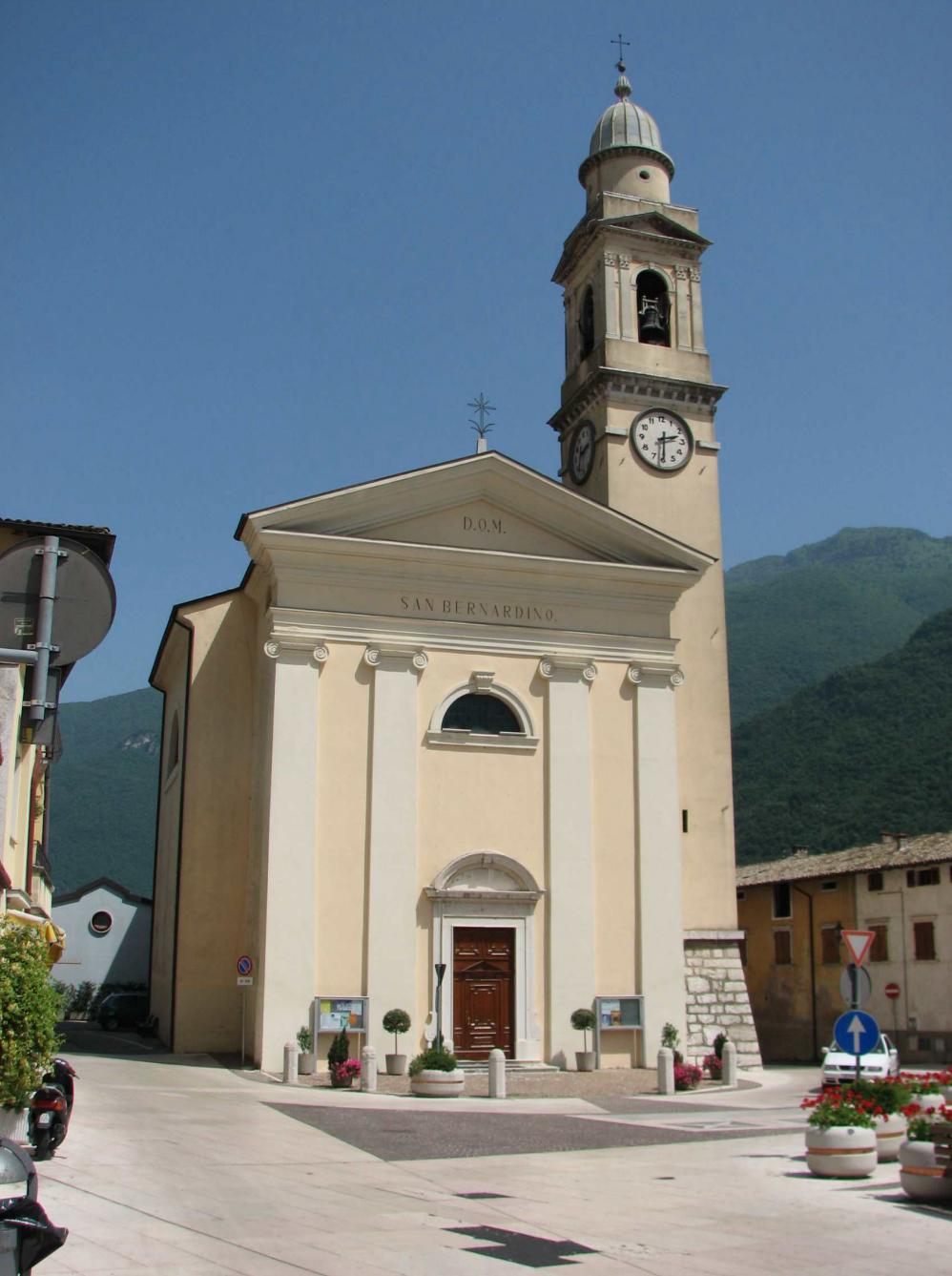 Chiesa di S. Bernardino sacerdote (CHIESA) - AVIO (TN) 