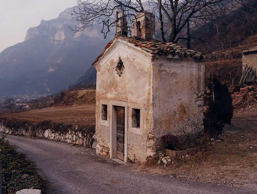 Cappella della Madonna del Caravaggio (CAPPELLA) - AVIO (TN) 