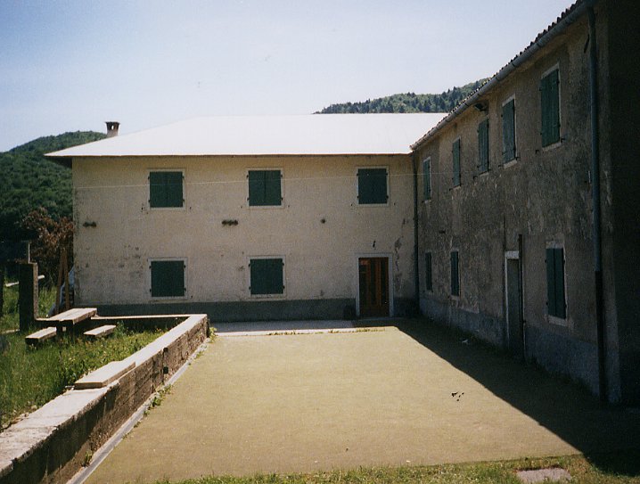 Colonia estiva della Madonna della Neve (CASA) - AVIO (TN) 