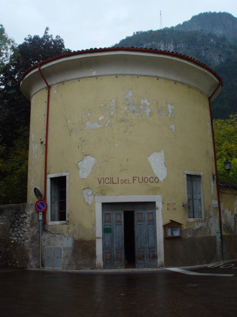 Edificio La Rotonda (CASA) - AVIO (TN) 