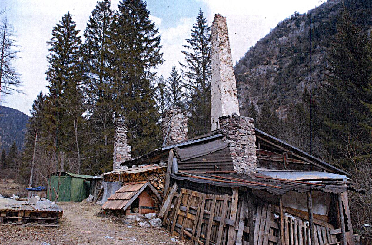 Ruderi della vetreria Tremontani e Compagni in Val d'Algone (VETRERIA) - COMANO TERME (TN) 