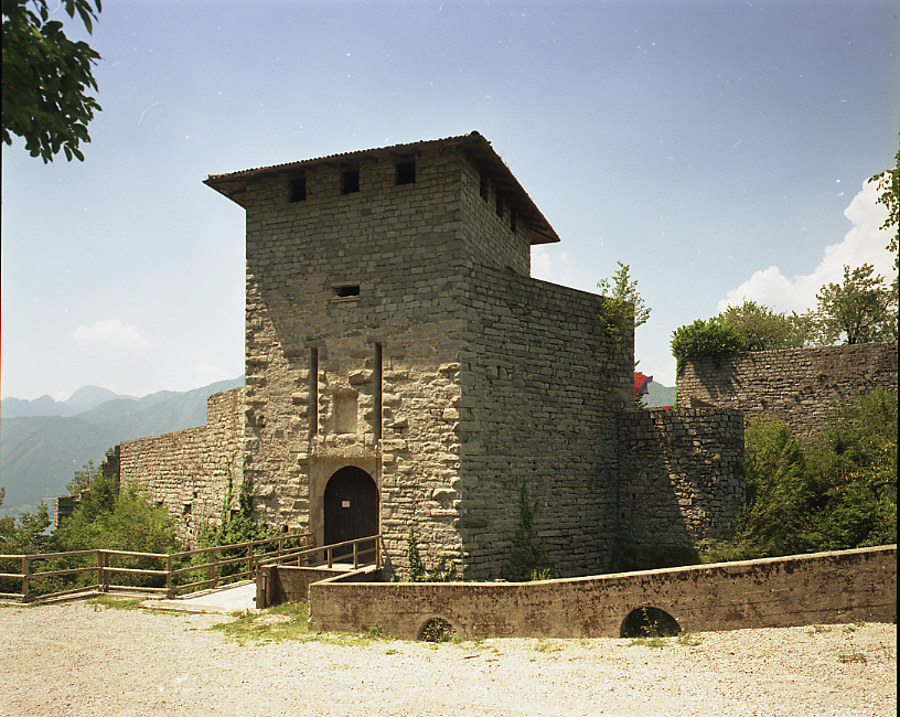 Castello di S. Giovanni (CASTELLO) - BONDONE (TN) 