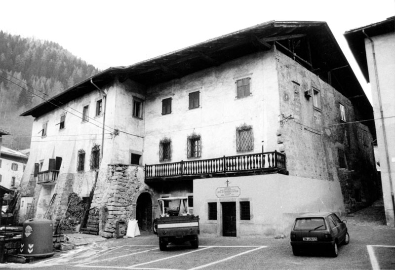 Casa Bertelli e Cappella di S. Antonio di Padova (CASA) - CADERZONE (TN) 