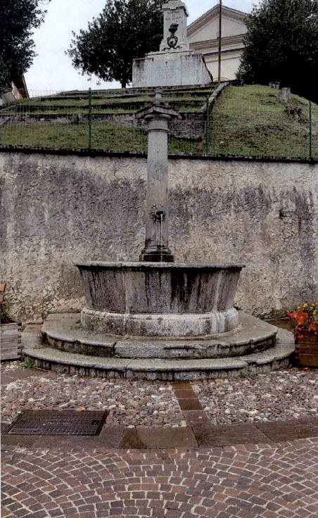 Fontana insistente su parte della p.f. 3933 CC. Roncone (FONTANA) - SELLA GIUDICARIE (TN) 