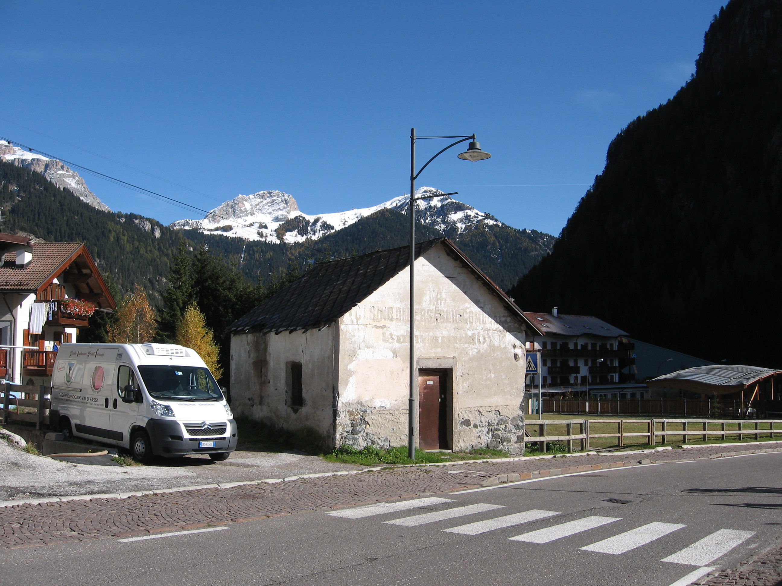 Ex casino di bersaglio comunale (CASINO DI BERSAGLIO) - CAMPITELLO DI FASSA - CIAMPEDEL (TN) 