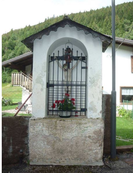 Capitel dei "Tonazzi" insistente su parte della p.f. 6641 C.C. Bedollo (EDICOLA) - BEDOLLO (TN) 