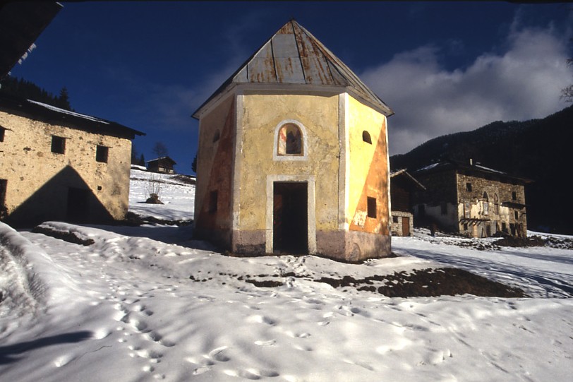 Cappella di S. Romina (CAPPELLA) - CANAL SAN BOVO (TN) 