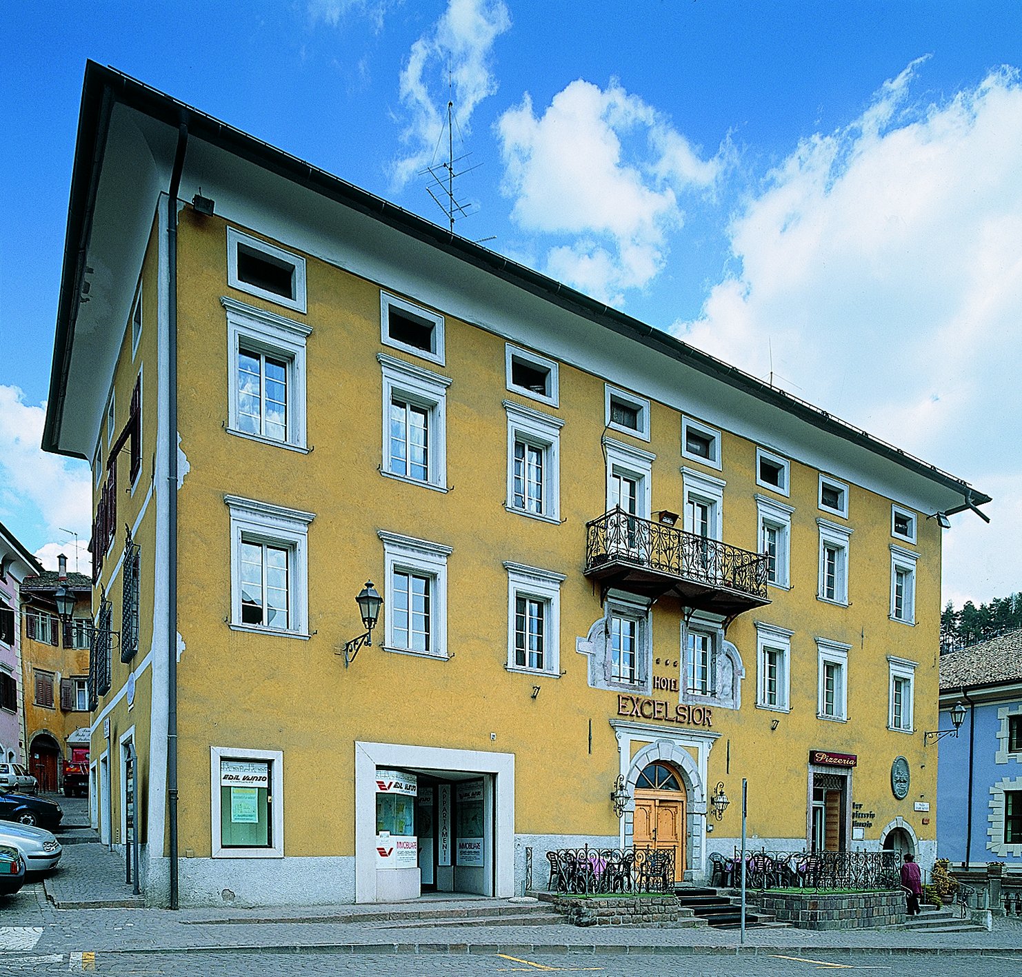 Palazzo Riccabona (Hotel Excelsior) (PALAZZO) - CAVALESE (TN) 