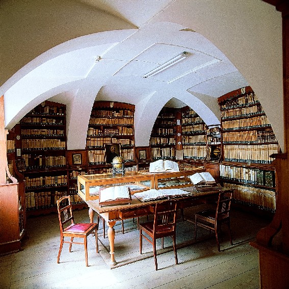 Biblioteca Muratori p.ed. 221 (p.m. 3) CC. Cavalese (BIBLIOTECA) - CAVALESE (TN) 