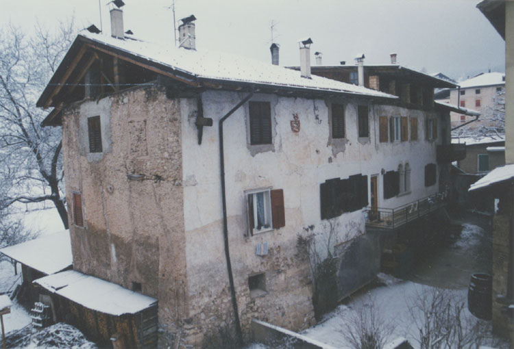 Casa pp.ed. 82; 85 CC. Cavareno (CASA) - CAVARENO (TN) 