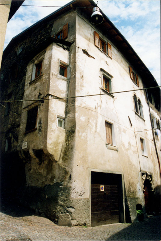 Casa p.ed. 408 CC. Cembra (CASA) - CEMBRA LISIGNAGO (TN) 