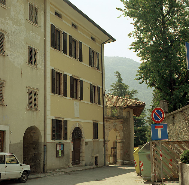 Casa Borsieri con cortile di pertinenza (CASA) - CIVEZZANO (TN) 