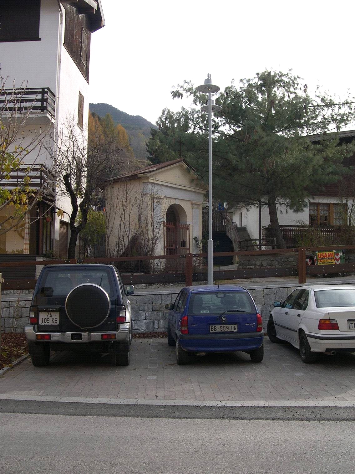 Edicola sacra p.ed. 17/1 CC. Locca (EDICOLA) - LEDRO (TN) 