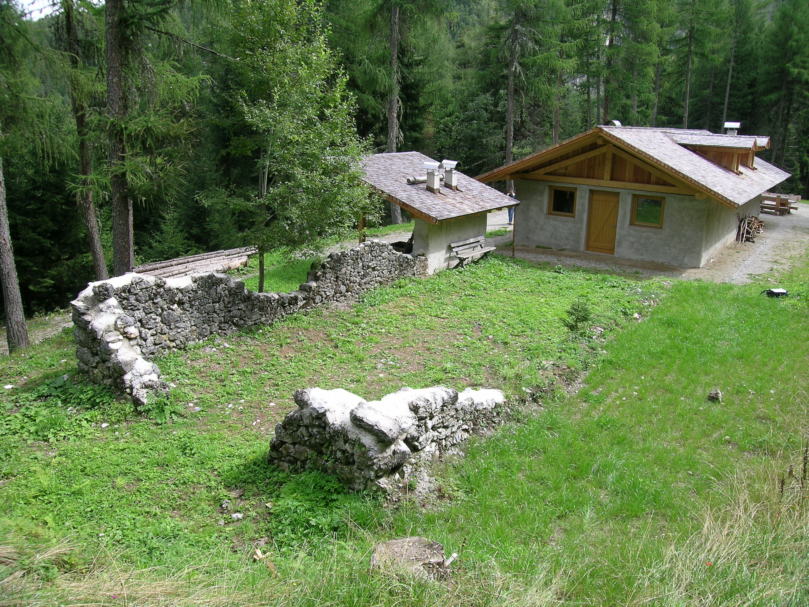 Convento di S. Brigida, ruderi (CONVENTO) - DIMARO FOLGARIDA (TN) 