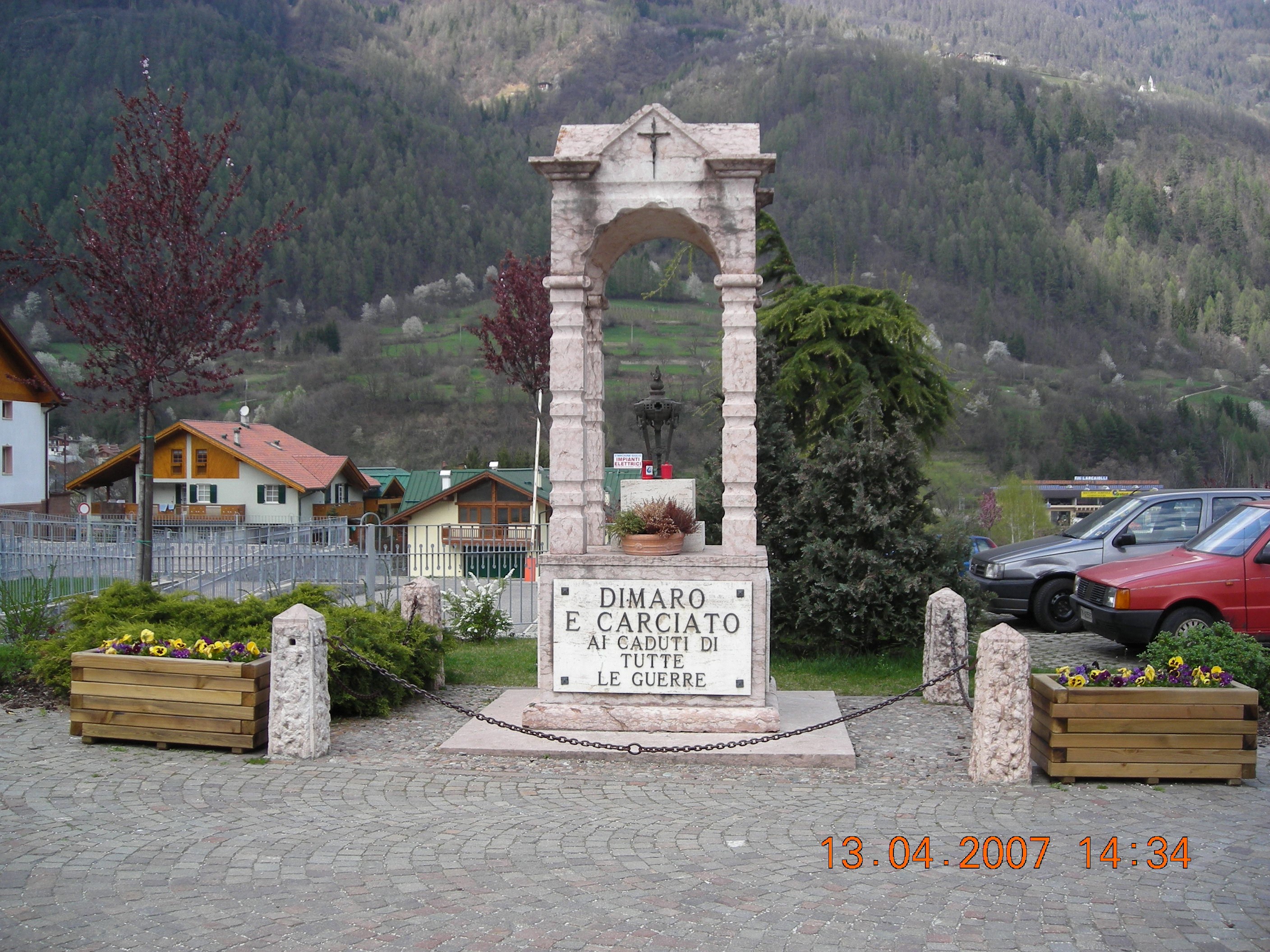 Monumento ai caduti di tutte le guerre di Dimaro e Carciato (MONUMENTO AI CADUTI) - DIMARO FOLGARIDA (TN) 