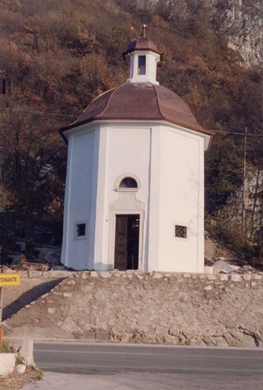 Cappella di S. Giuseppe con sagrato (CAPPELLA) - SAN MICHELE ALL'ADIGE (TN) 