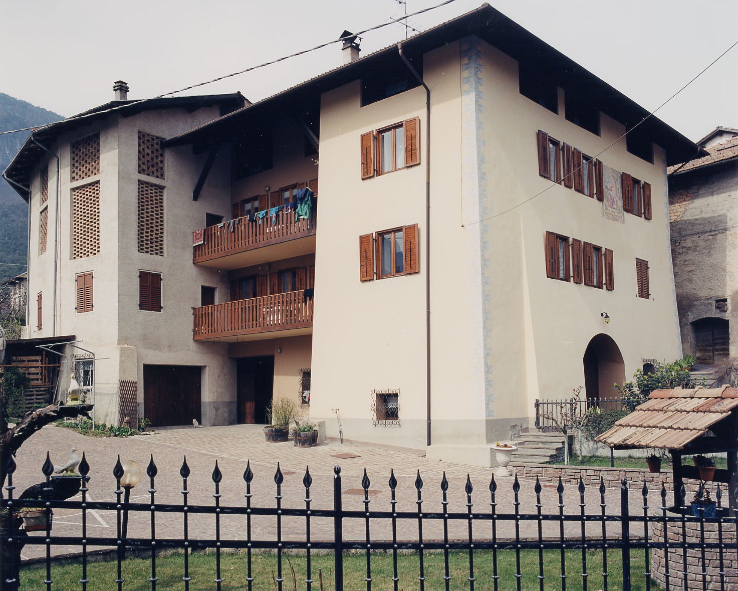 Casa p.ed. 92 CC. Flavon (CASA) - CONTA' (TN) 