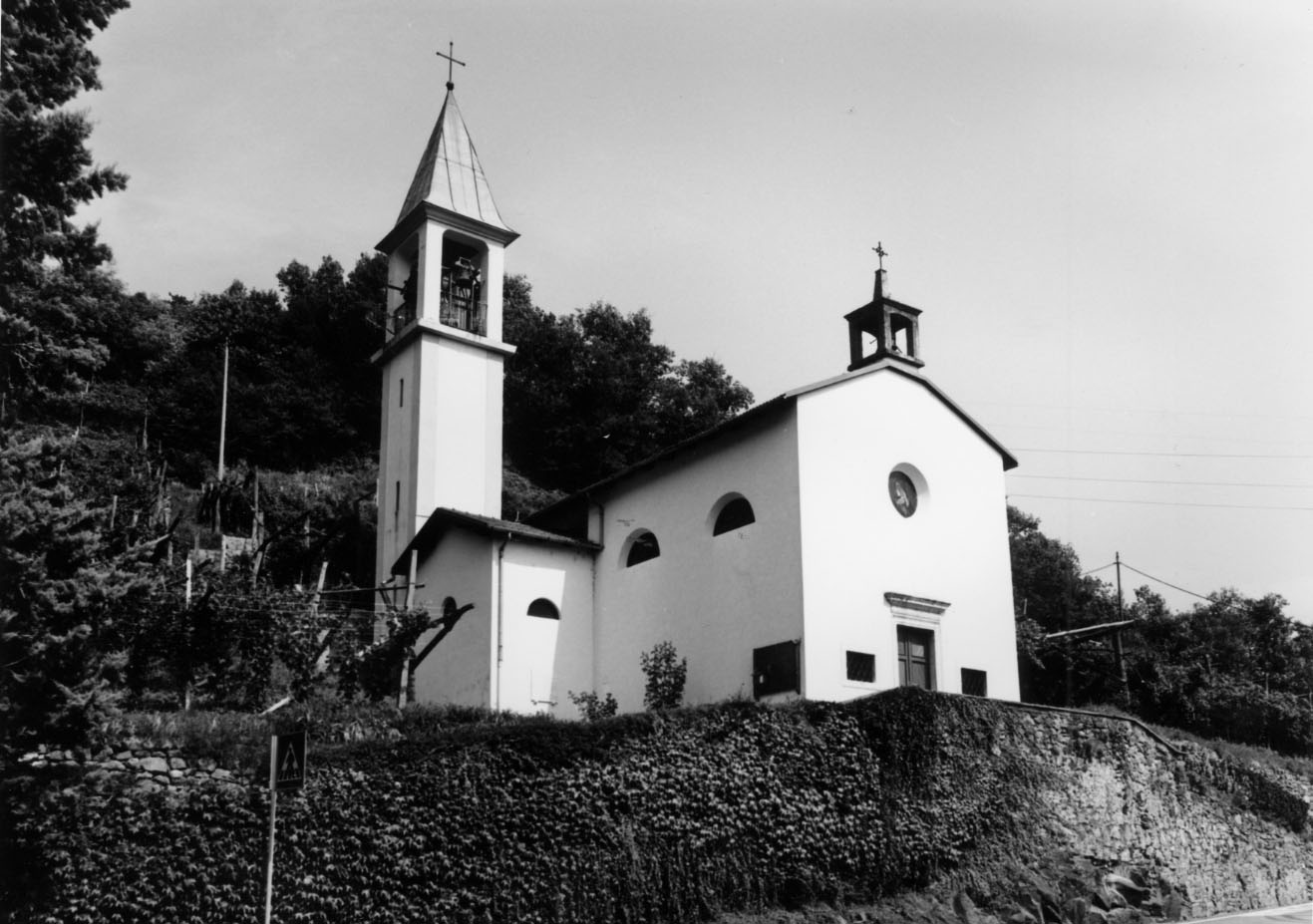 Chiesa dell’Addolorata e sagrato (CHIESA) - GIOVO (TN) 