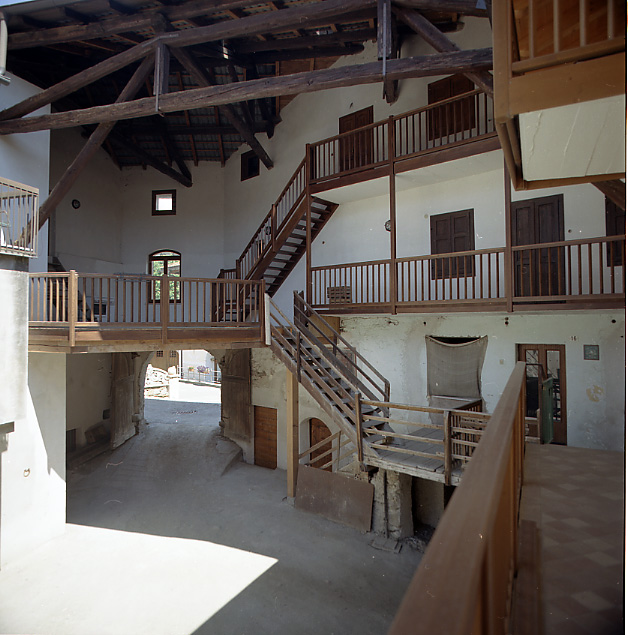 CASA CON PITTURA AD AFFRESCO p.ed. 494/1 CC. Levico (CASA CON PITTURA AD AFFRESCO) - LEVICO TERME (TN) 