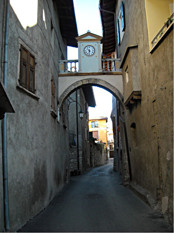 Arco con torre dell'orologio (ARCO) - ARCO (TN) 