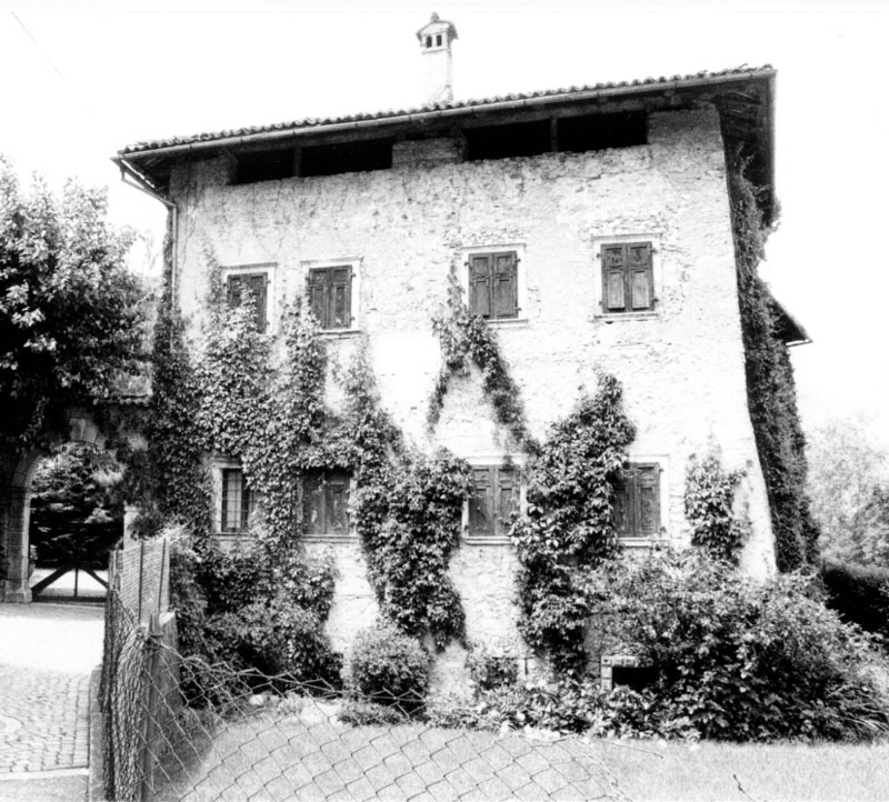 Casa Prati pp.ed. 57/1; 57/2 CC. Dasindo (CASA) - COMANO TERME (TN) 