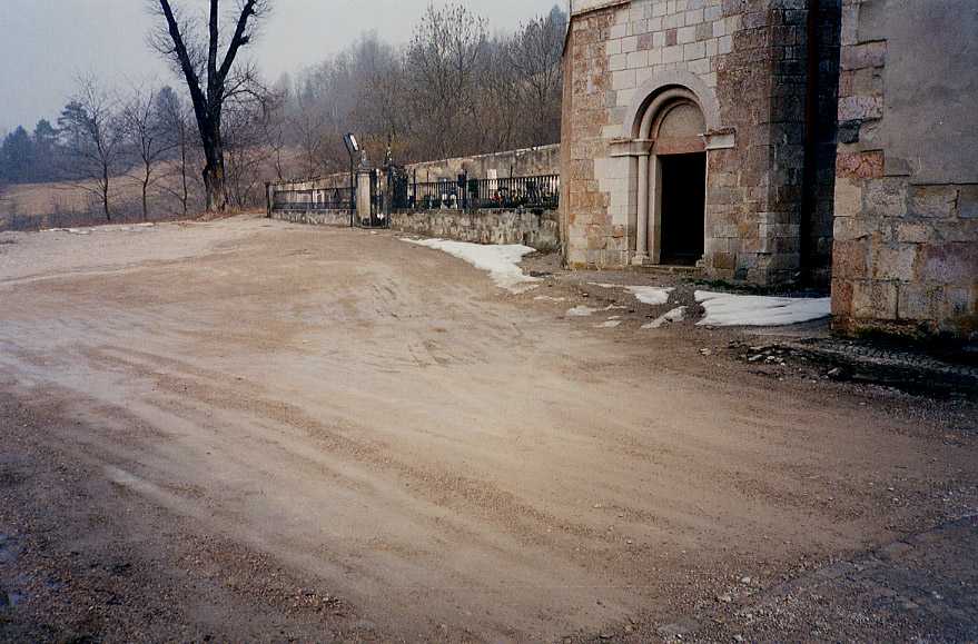 Sagrato e area adiacente alla chiesa di S. Lorenzo martire pp.ff. 1678; 1734/1 CC.Vigo Lomaso (SAGRATO) - COMANO TERME (TN) 