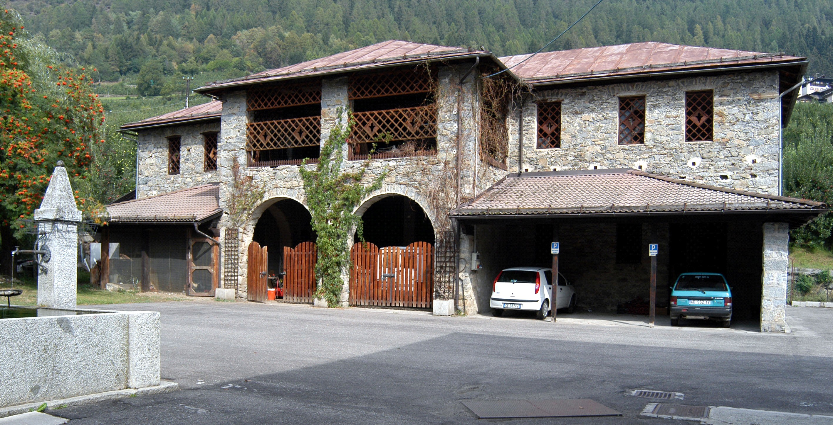 Casa rustica nel Convento dei cappuccini di Terzolas (CASA) - MALE' (TN) 