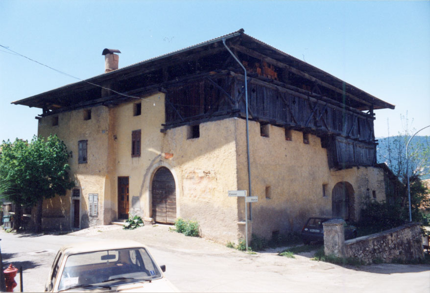 Casa p.ed. 14 CC. Malosco I^ (CASA) - BORGO D'ANAUNIA (TN) 