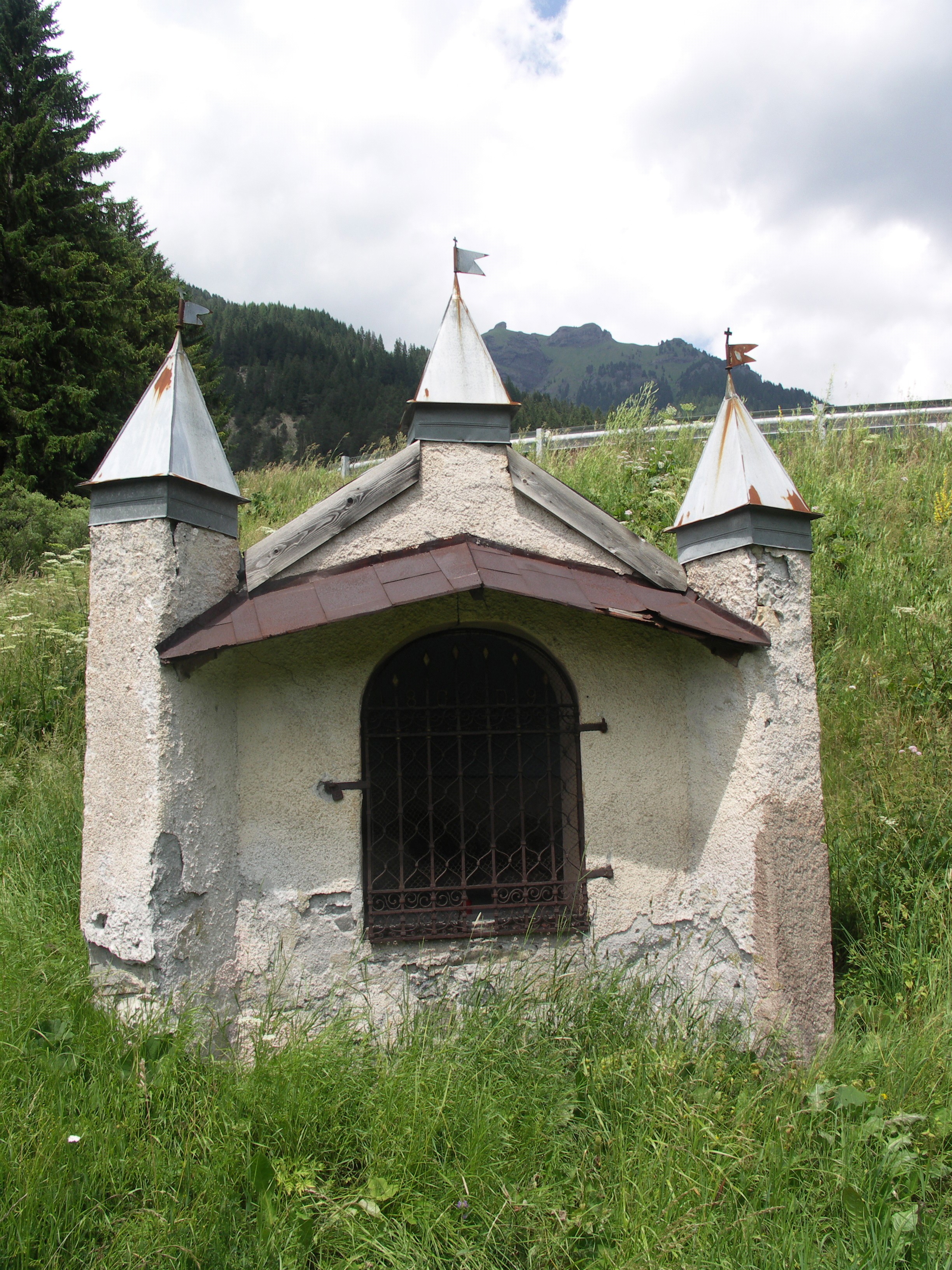 Edicola sacra su parte della p.f. 344 CC. Mazzin (EDICOLA) - MAZZIN - MAZIN (TN) 