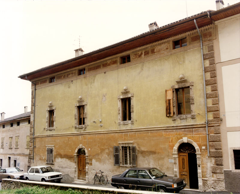 Casa pp.ed. 83/1; 83/2 CC. Mezzocorona (CASA) - MEZZOCORONA (TN) 