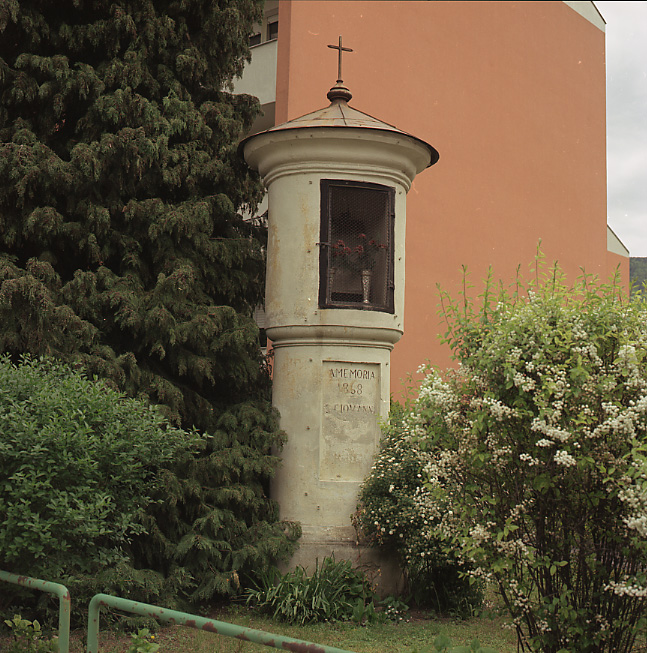 Edicola sacra di Via Rovereto (EDICOLA) - MEZZOCORONA (TN) 