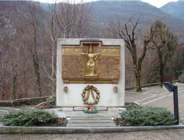Monumento ai caduti della I° G.M. di Biacesa (MONUMENTO AI CADUTI) - LEDRO (TN) 