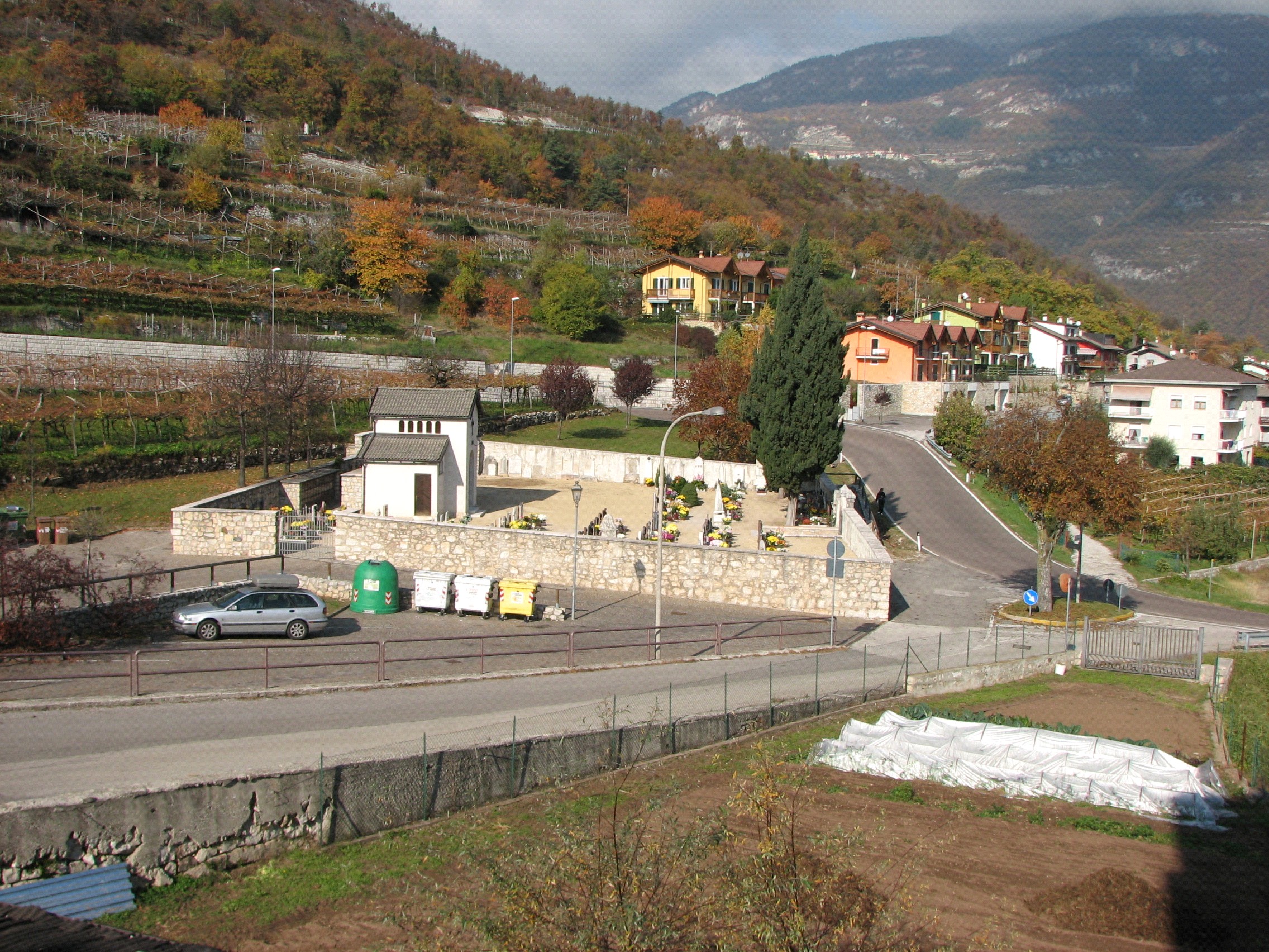 Cimitero di Besagno (CIMITERO) - MORI (TN) 