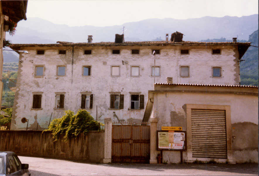 Palazzo Candelpergher (PALAZZO) - NOGAREDO (TN) 