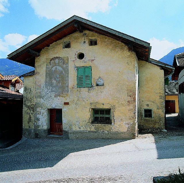 Casa con pittura ad affresco p.ed. 153 CC. Panchià (CASA CON PITTURA AD AFFRESCO) - PANCHIA' (TN) 