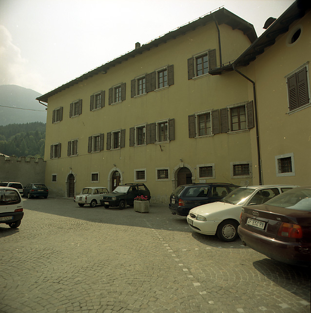 Palazzo Pretura e Carceri Mandamentali (PALAZZO) - PERGINE VALSUGANA (TN) 