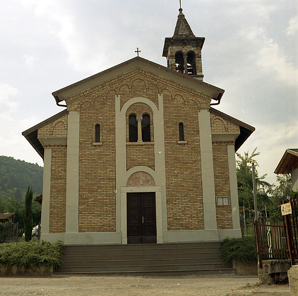 Chiesa di S. Giovanni Battista (parrocchiale antica) e sagrato (CHIESA) - PERGINE VALSUGANA (TN) 