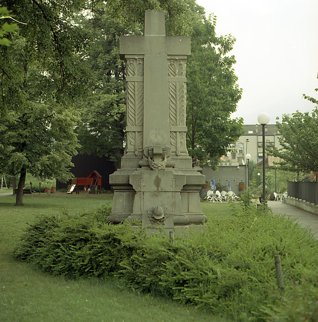 Monumento ai Caduti della I G.M. di Pergine Valsugana (MONUMENTO AI CADUTI) - PERGINE VALSUGANA (TN) 