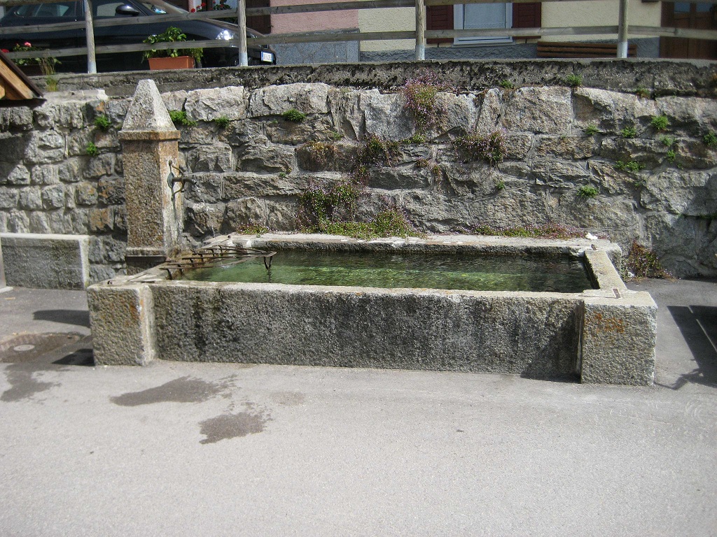 Fontana insistente su parte della p.f. 2810/10 CC. Pinzolo (FONTANA) - PINZOLO (TN) 