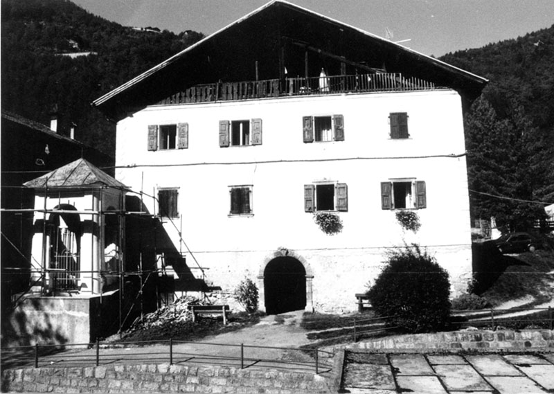 La Palazzina p.ed. 90 CC. Preore (CASA) - TRE VILLE (TN) 