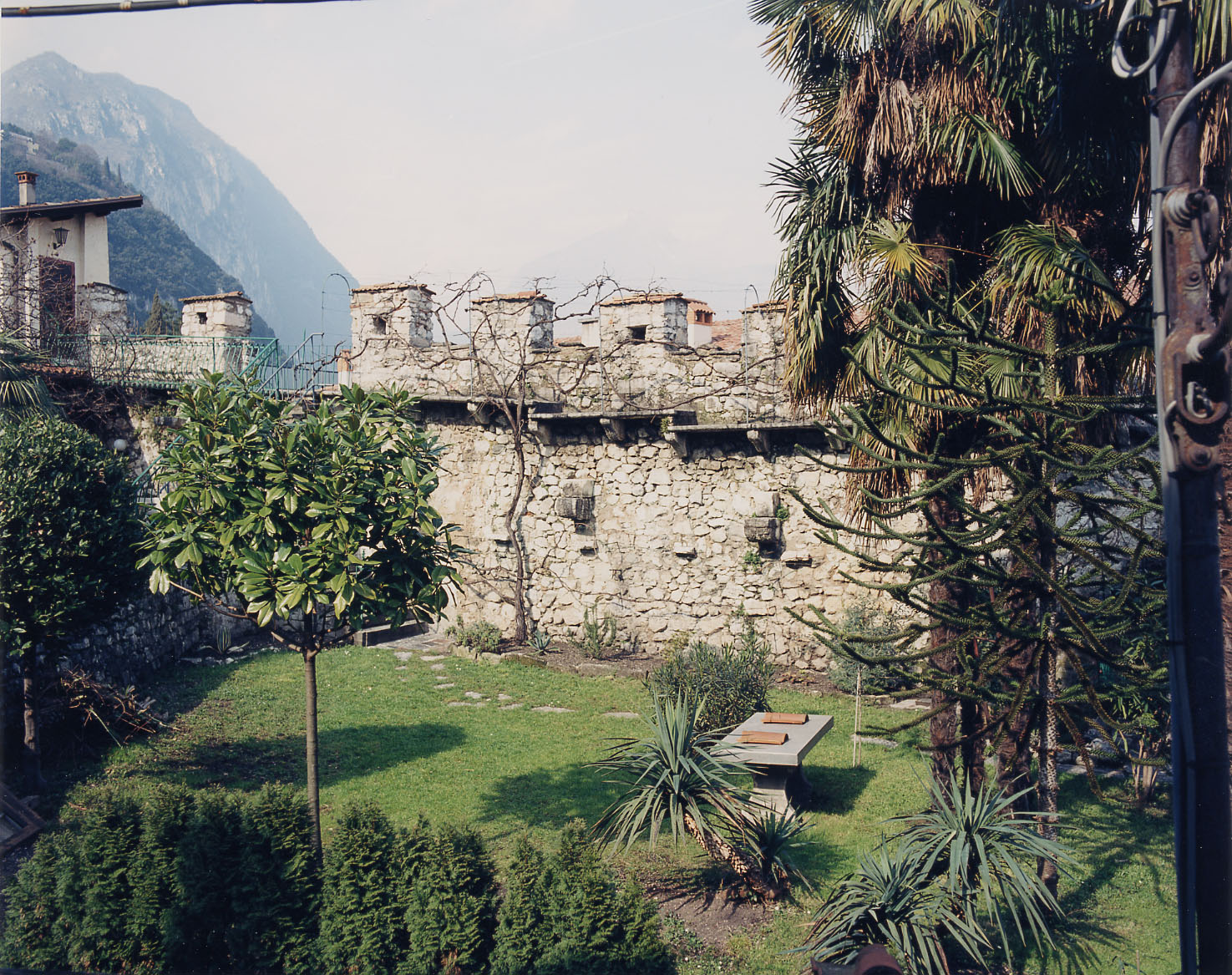 Mura antiche in p.ed. 3828 e p.f. 27/1 CC. Riva (MURA) - RIVA DEL GARDA (TN) 
